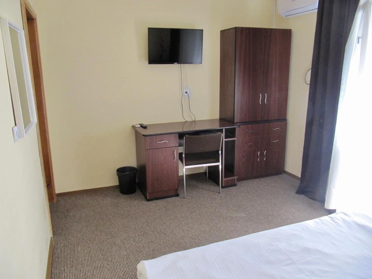 G.Eag - Premium Apartment Oradea Eksteriør billede