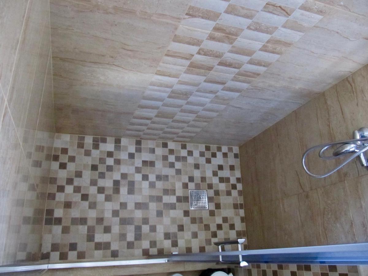 G.Eag - Premium Apartment Oradea Eksteriør billede